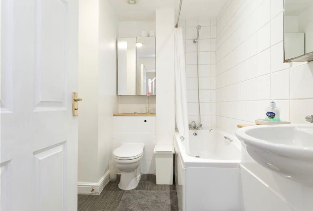 Lynbrook Grove Guesthouse London Exterior photo
