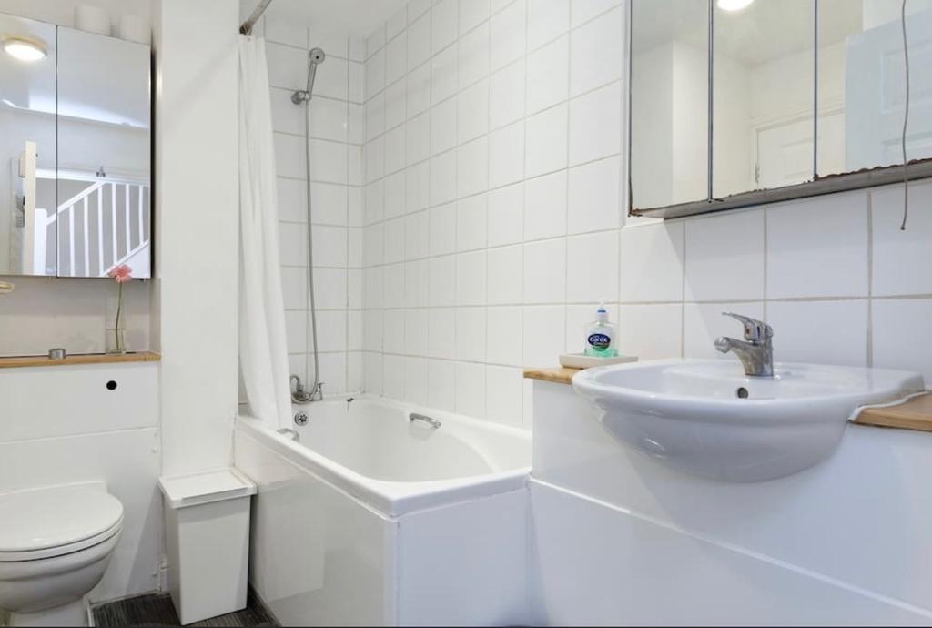 Lynbrook Grove Guesthouse London Exterior photo